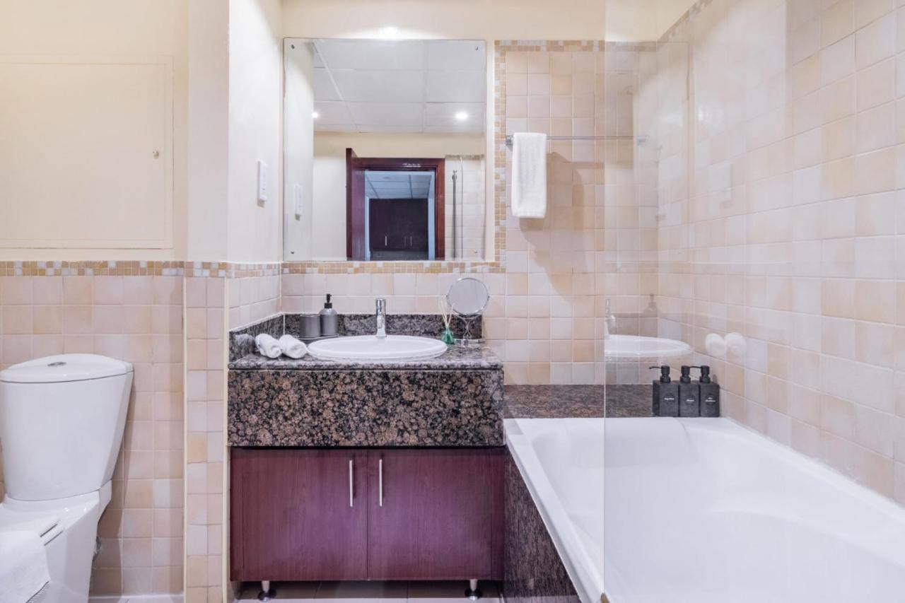 Apartament Beachfront - Large Studio In Jbr Rimal 4 Dubaj Zewnętrze zdjęcie